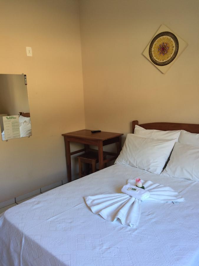 Hotel Vale Verde Santa Maria do Suaçuí Buitenkant foto